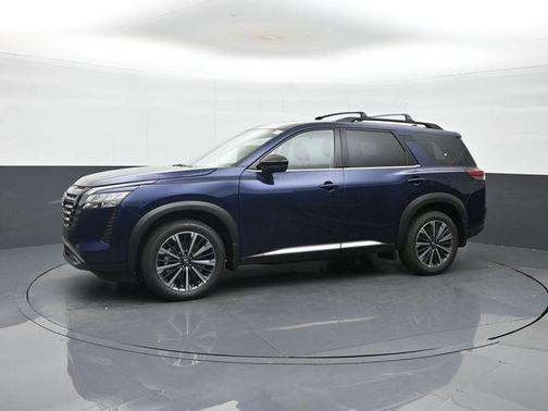Deep Ocean Blue Pearl 2026 Nissan Pathfinder Platinum