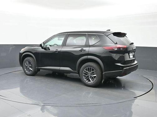 Super Black 2025 Nissan Rogue S