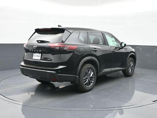 Super Black 2025 Nissan Rogue S