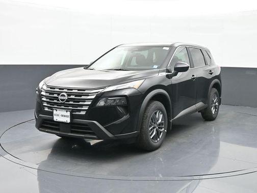 Super Black 2025 Nissan Rogue S