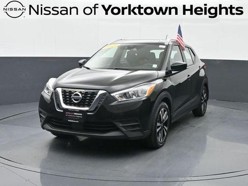 Super Black 2020 Nissan Kicks SV