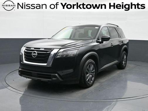 2024 Nissan Pathfinder SV 4WD