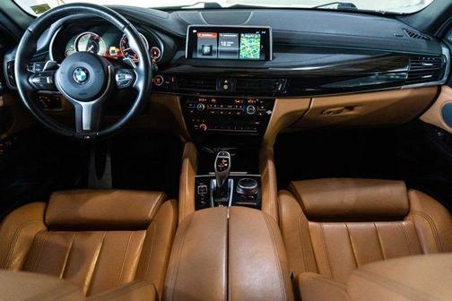 Photo 5 of 32 of 2019 BMW X6 xDrive50i