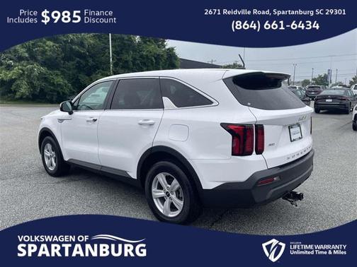 2022 Kia Sorento LX