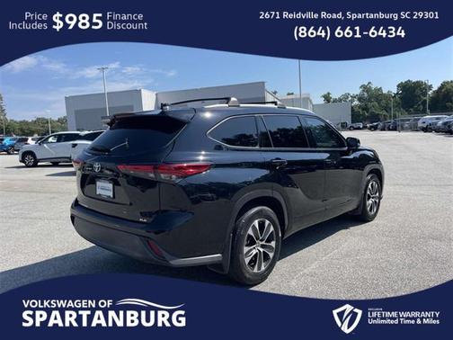 2022 Toyota Highlander XLE
