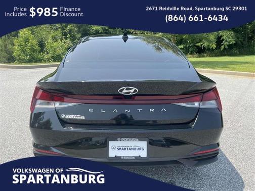 2022 Hyundai ELANTRA SEL