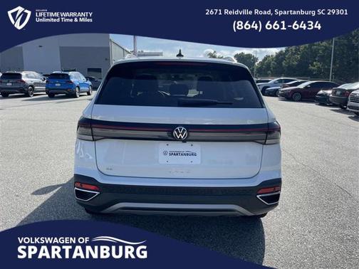 2025 Volkswagen Taos 1.5T SE