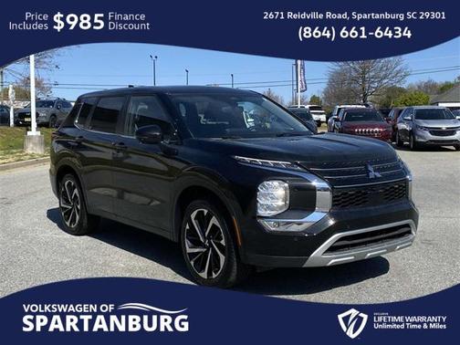 2024 Mitsubishi Outlander SE