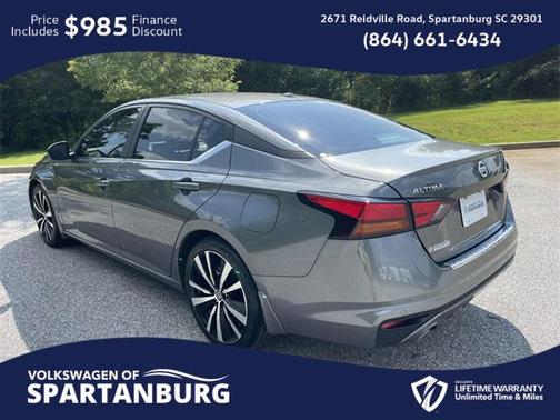 2021 Nissan Altima SR FWD