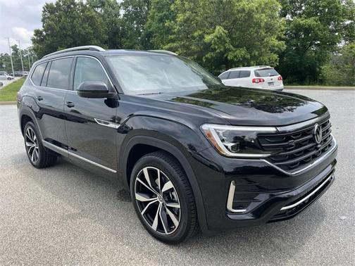 2025 Volkswagen Atlas 2.0T SEL Premium R-Line 4MOTION