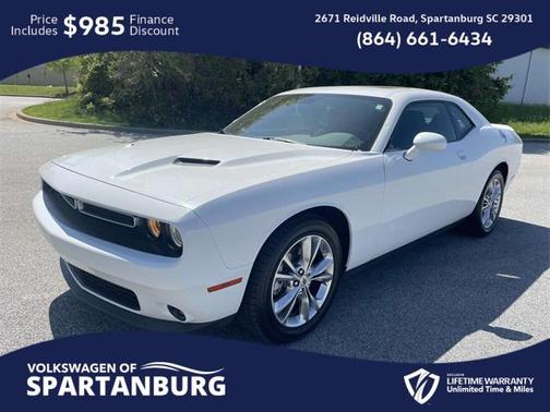 2022 Dodge Challenger SXT