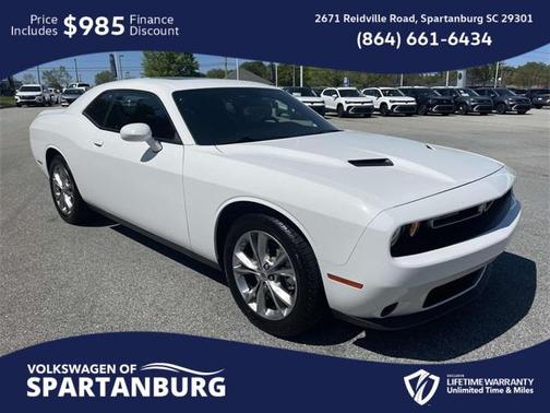 2022 Dodge Challenger SXT