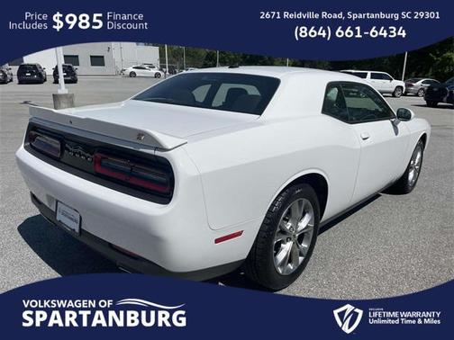 2022 Dodge Challenger SXT