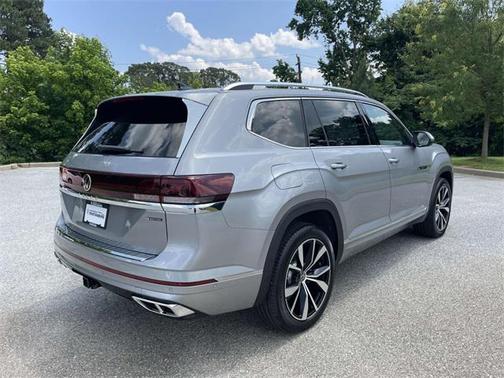2025 Volkswagen Atlas 2.0T SEL Premium R-Line 4MOTION