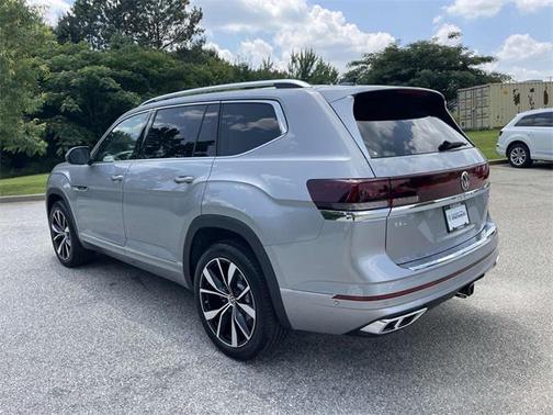 2025 Volkswagen Atlas 2.0T SEL Premium R-Line 4MOTION