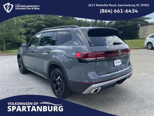 2025 Volkswagen Atlas 2.0T Peak Edition