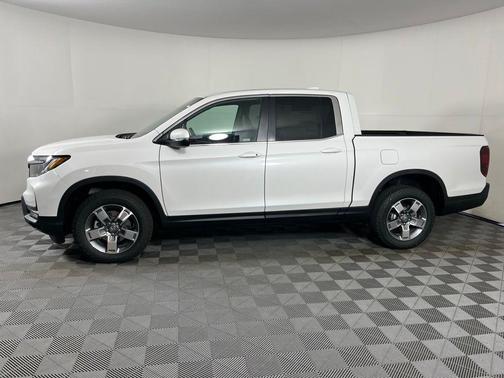 Platinum White Pearl 2026 Honda Ridgeline RTL