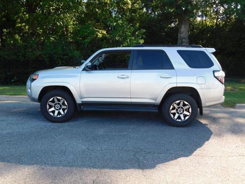 2021 Toyota 4Runner TRD Off Road