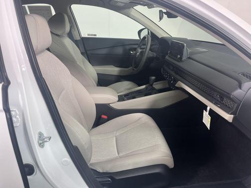 Platinum White Pearl 2025 Honda Accord LX