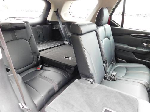 2023 Honda Pilot Touring