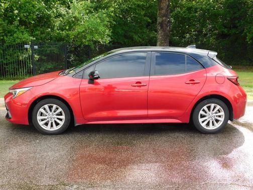 2023 Toyota Corolla Hatchback SE
