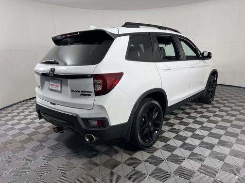 2024 Honda Passport Black Edition