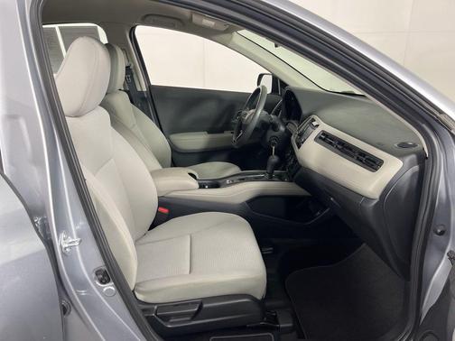 2021 Honda HR-V LX
