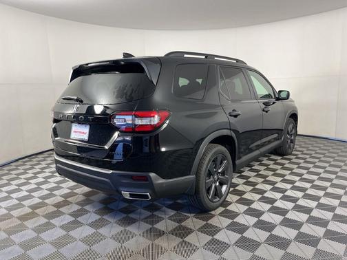 2025 Honda Pilot Sport