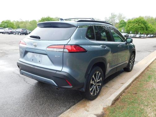 CELESTITE 2024 Toyota Corolla Cross XLE