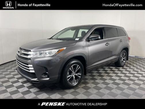 2018 Toyota Highlander LE