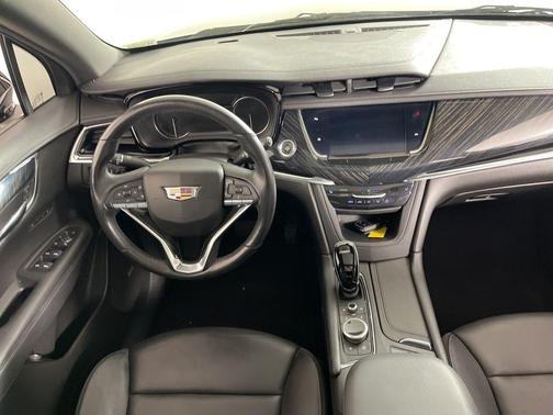 2020 Cadillac XT6 Premium Luxury FWD