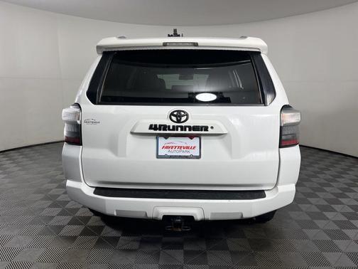 2017 Toyota 4Runner SR5