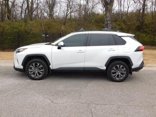 2024 Toyota RAV4 Hybrid XLE Premium