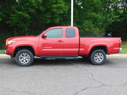 2018 Toyota Tacoma SR5