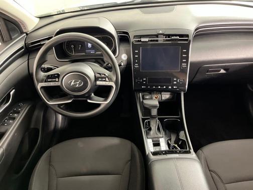 White Pearl 2024 Hyundai TUCSON SEL