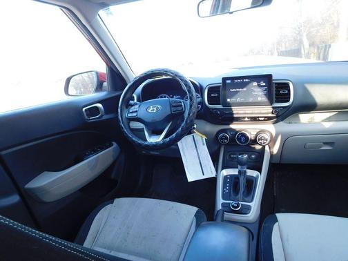2020 Hyundai VENUE SEL