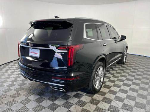 Stellar Black Metallic 2020 Cadillac XT6 Premium Luxury AWD