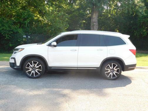 2019 Honda Pilot Touring 8-Passenger