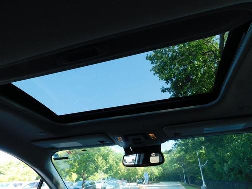 Celestial Silver Metallic 2025 Toyota Sienna XLE
