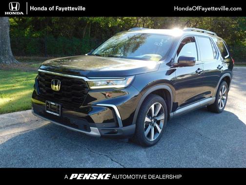 2023 Honda Pilot Touring