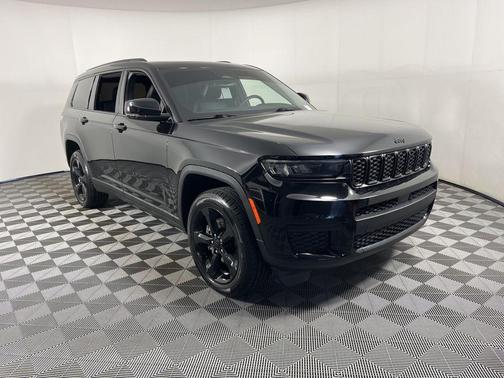Diamond Black 2024 Jeep Grand Cherokee L Laredo