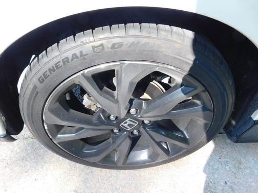 White Orchid Pearl 2018 Honda Civic Sport