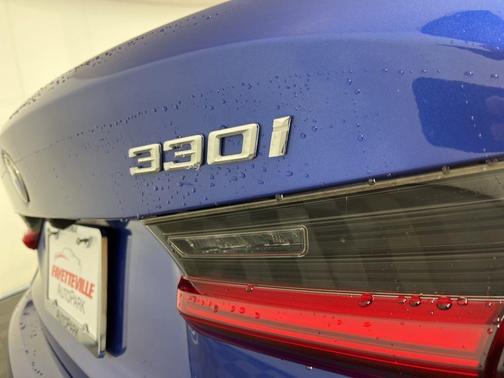 2021 BMW 330 i