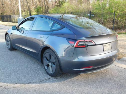 2023 Tesla Model 3 Base