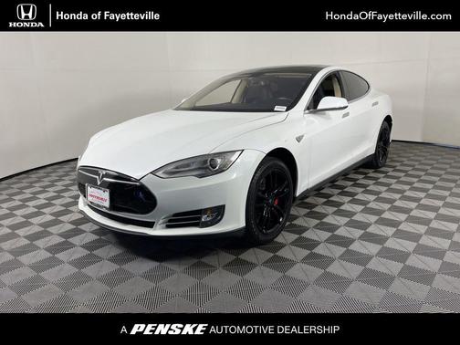 Pearl White 2013 Tesla Model S Performance