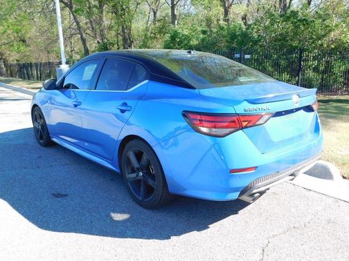 2022 Nissan Sentra SR