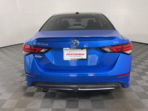 2022 Nissan Sentra SR
