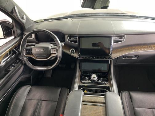 2023 Jeep Grand Wagoneer Series II