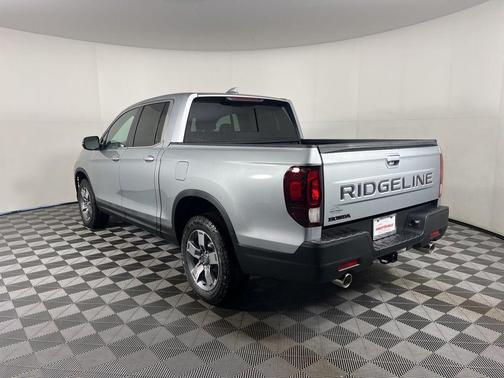 Solar Silver Metallic 2026 Honda Ridgeline RTL