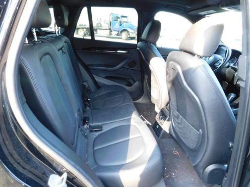 Jet Black 2018 BMW X1 sDrive28i